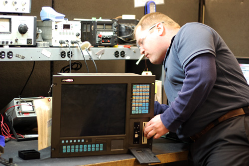 Display Controller Display System Suppliers Dealers Repair Services in Satara Siemens Fanuc Mitsubishi HAAS